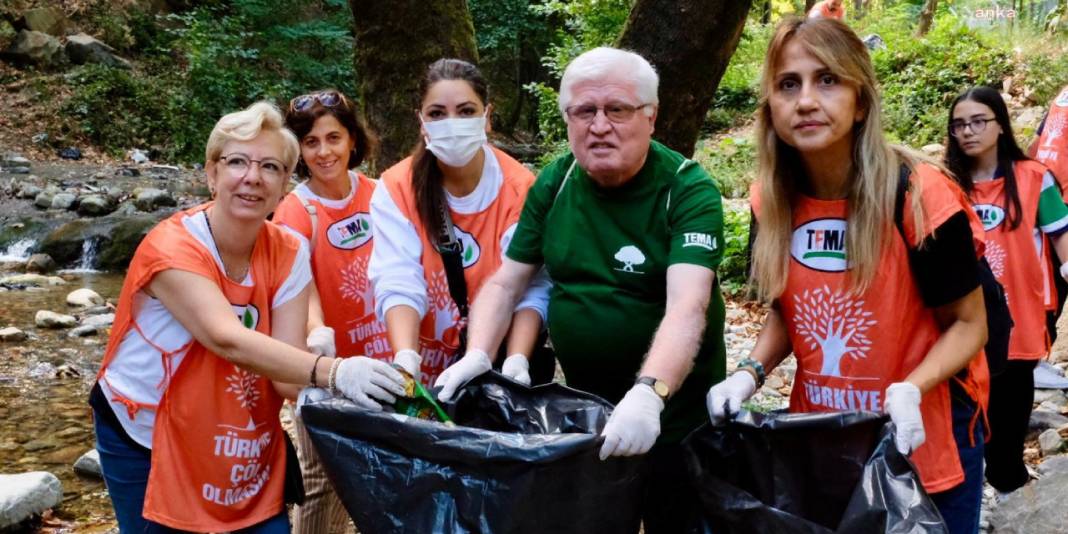 Osmangazi Belediyesi'nden çöp toplama etkinliği 1